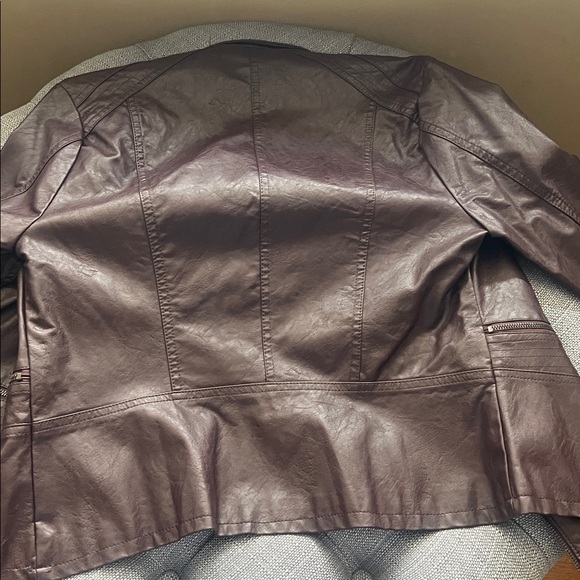 Women's Brown imitation Leather Jacket - Picture 4 of 7